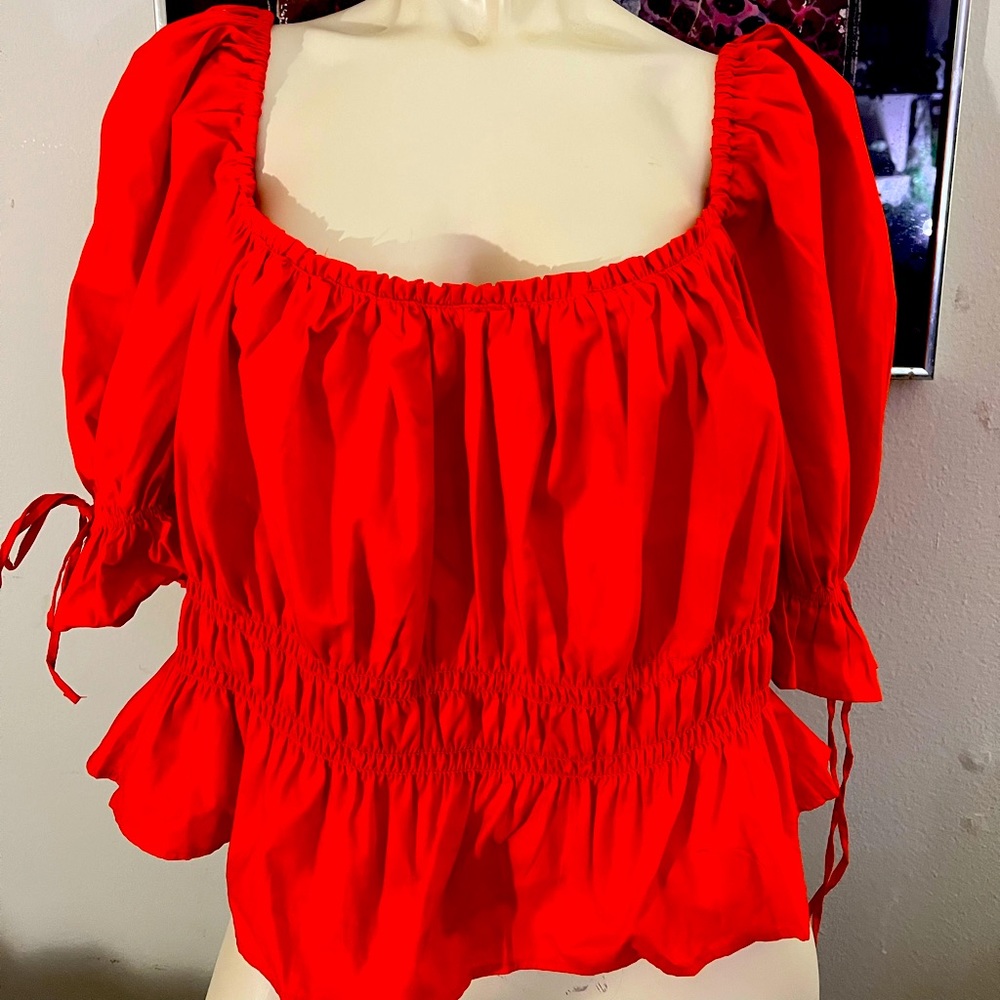 Divided H&M Crop Top Blouse